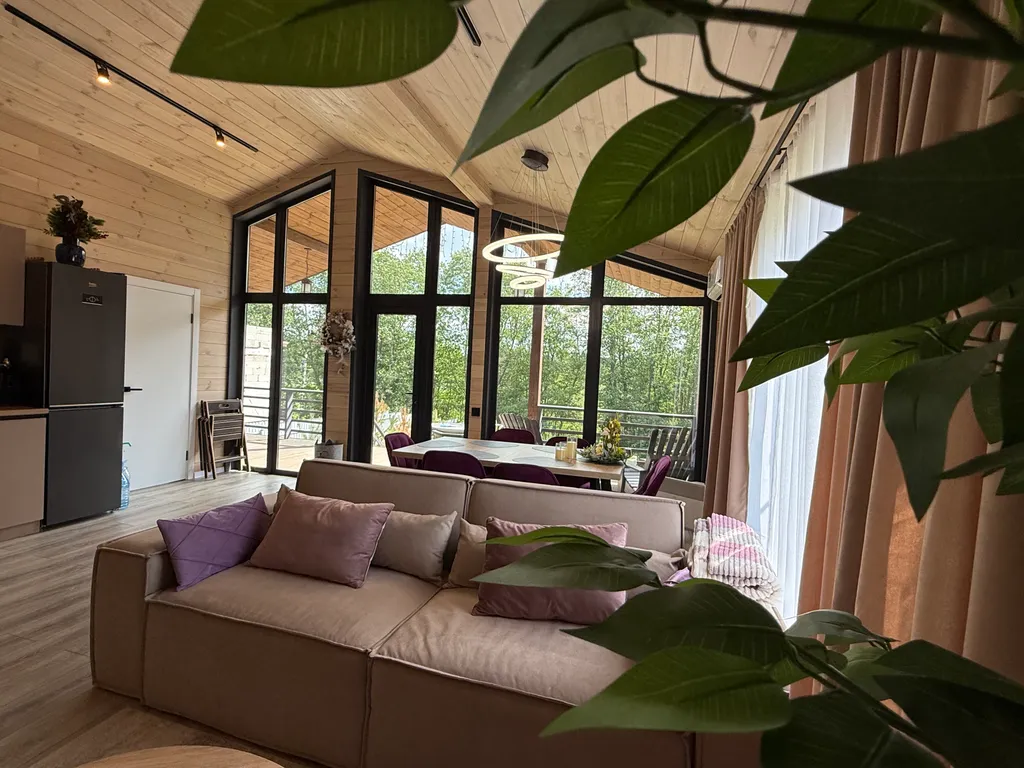 Коттедж Дом с сибирским чаном — Горки