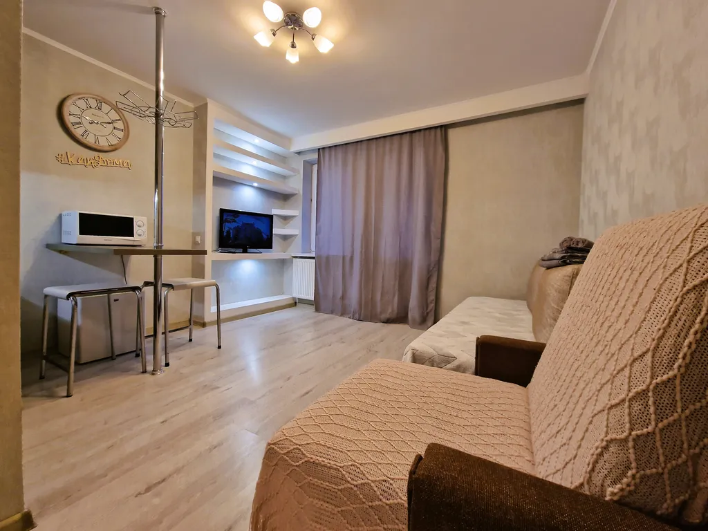 Уютная студия чугунова 1