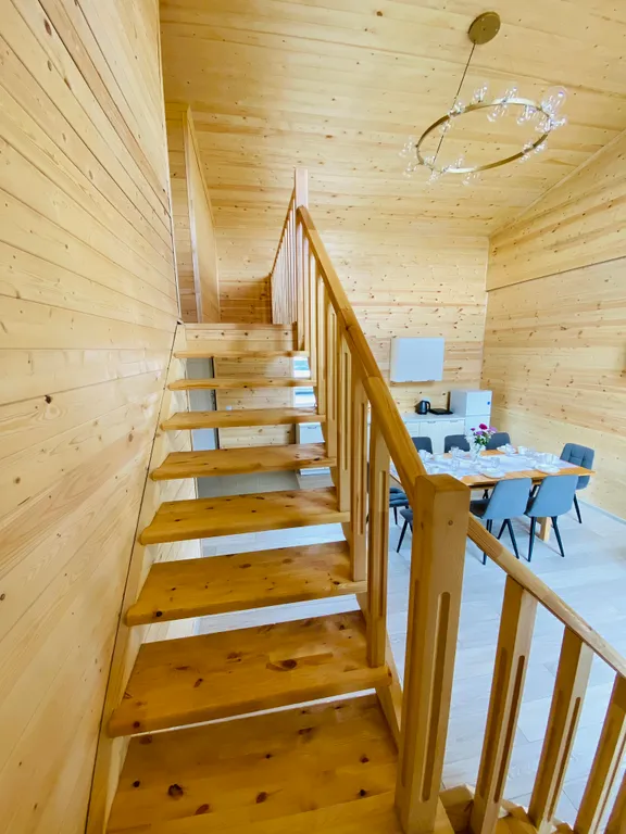 Дом Фэмэли - дом с 3-спальнями и просторной кухней-гостиной