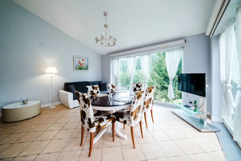 Дом в Красногорске с бассейном и сауной