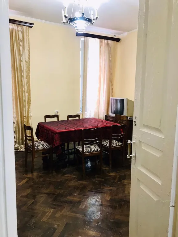 Коттедж Дом в тихом и спокойном районе — Сухум