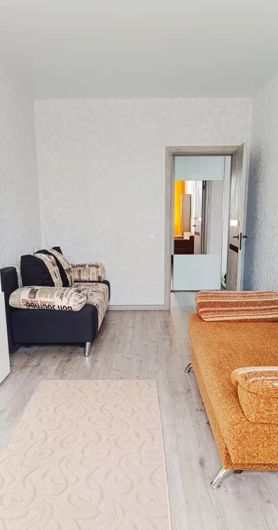 Квартира 2-х комнатная квартира в новостройке — Бобров