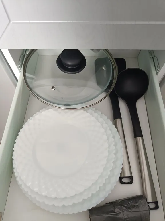 Новая студия в центре с видом на море