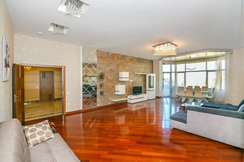 Vip Apartment on Mix Point