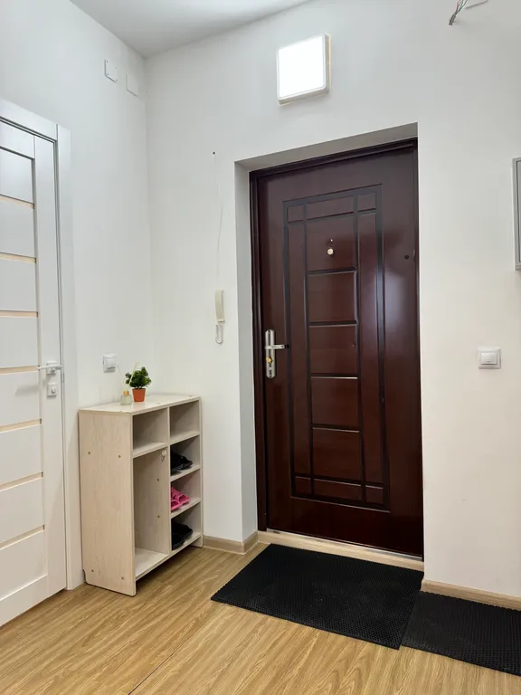 Квартира недалеко от центра, возле больниц и парка культуры и отдыха