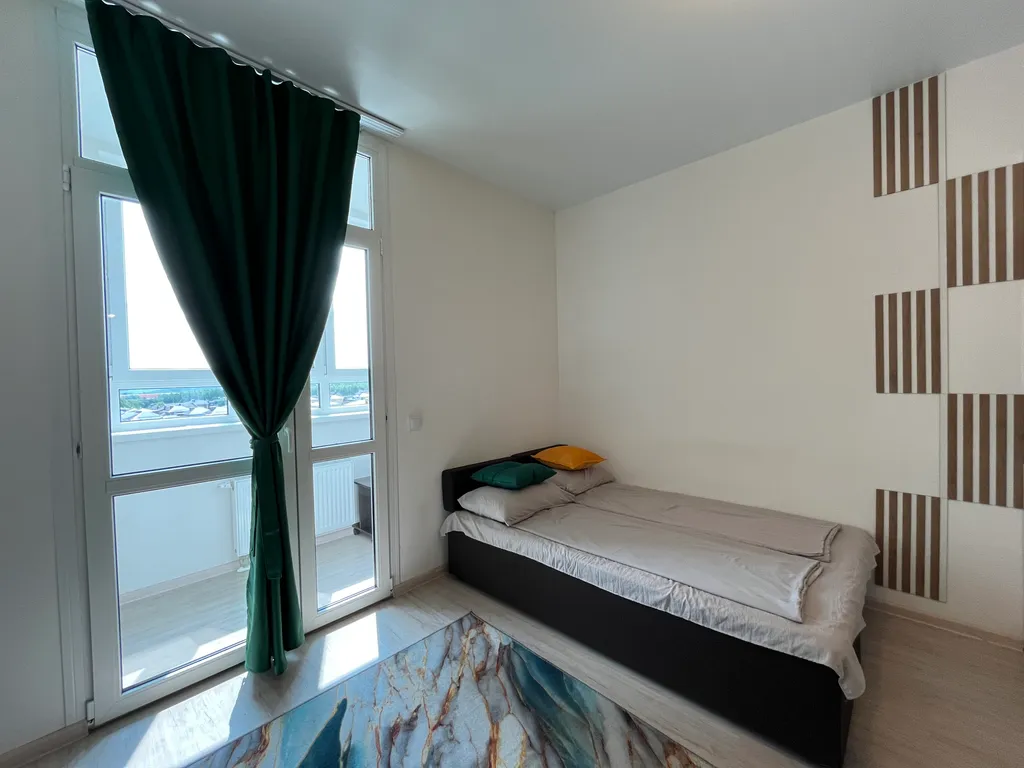 Уютная, новая квартира-студия в экологическом районе