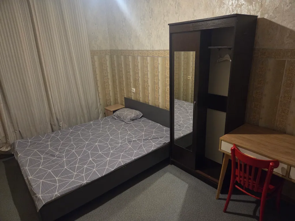 Квартира Комфортная комната в 5 минутах от метро — аренда посуточно в Москва