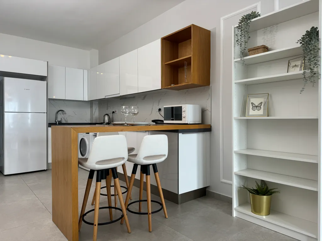 Стильные апартаменты с видом на море