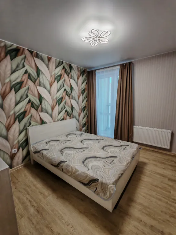 Светлая, уютная квартира — аренда посуточно в Тобольск