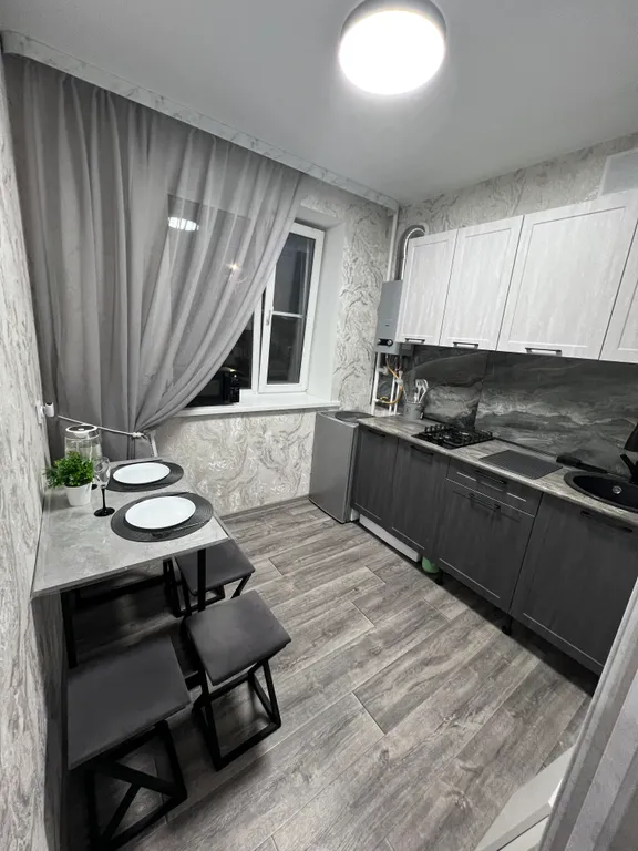 Лофт апартаменты возле набережной