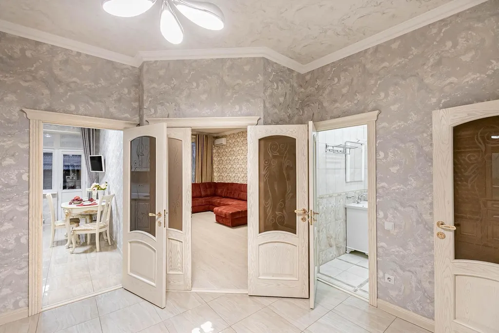 100 метров от Парка