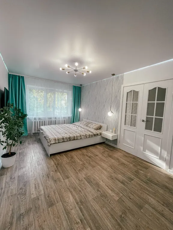 Квартира Однокомнатная квартира в центре города, рядом с вокзалом — Великий Новгород