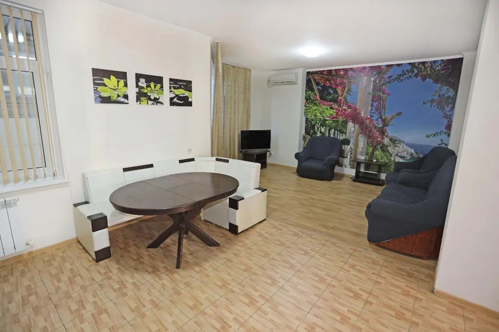 5-комнатный Дом