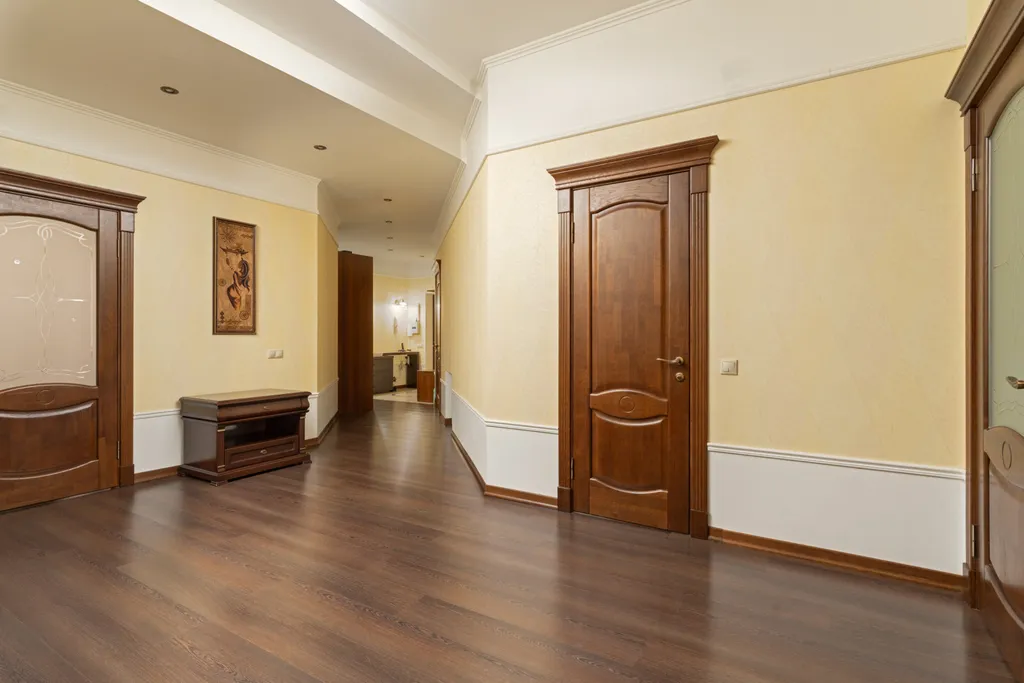 Большая квартира у моря