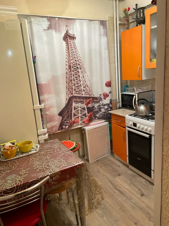 Комфортная квартира близ питьевой галереи