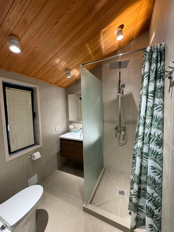 Просторный дом люкс у моря Акаро