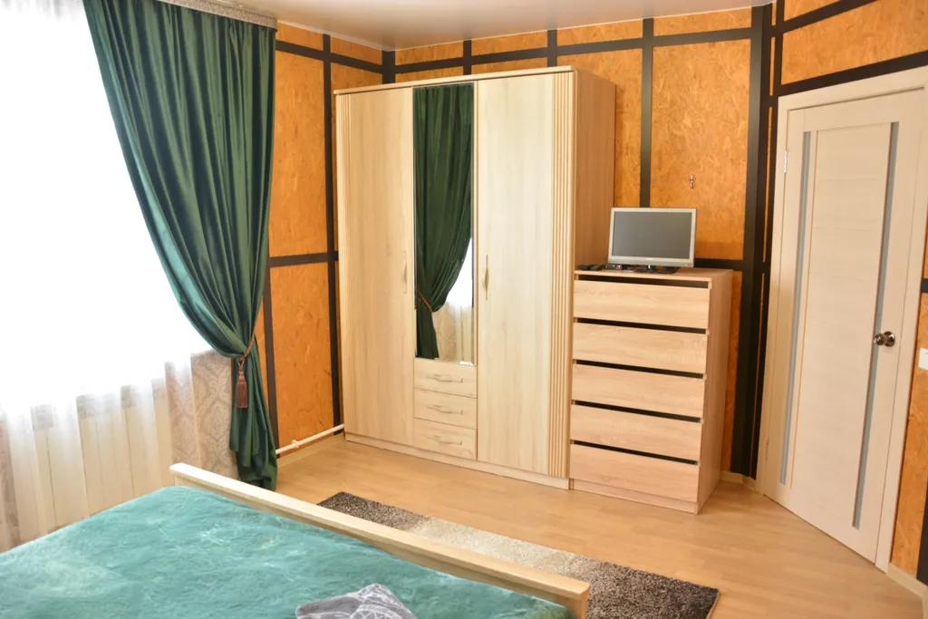 Уютный загородный дом с видом на гору Зеленая