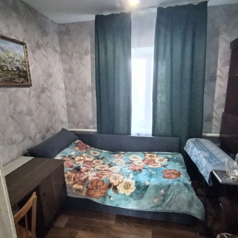 Уютный дом в станице Должанской без хозяев