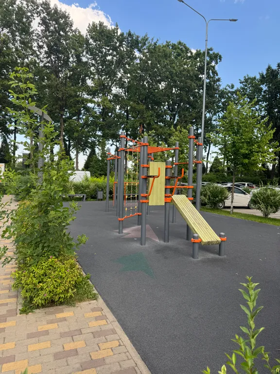 Квартира Светлая, уютная двухкомнатная квартира с видом на парк Галицкого — Краснодар