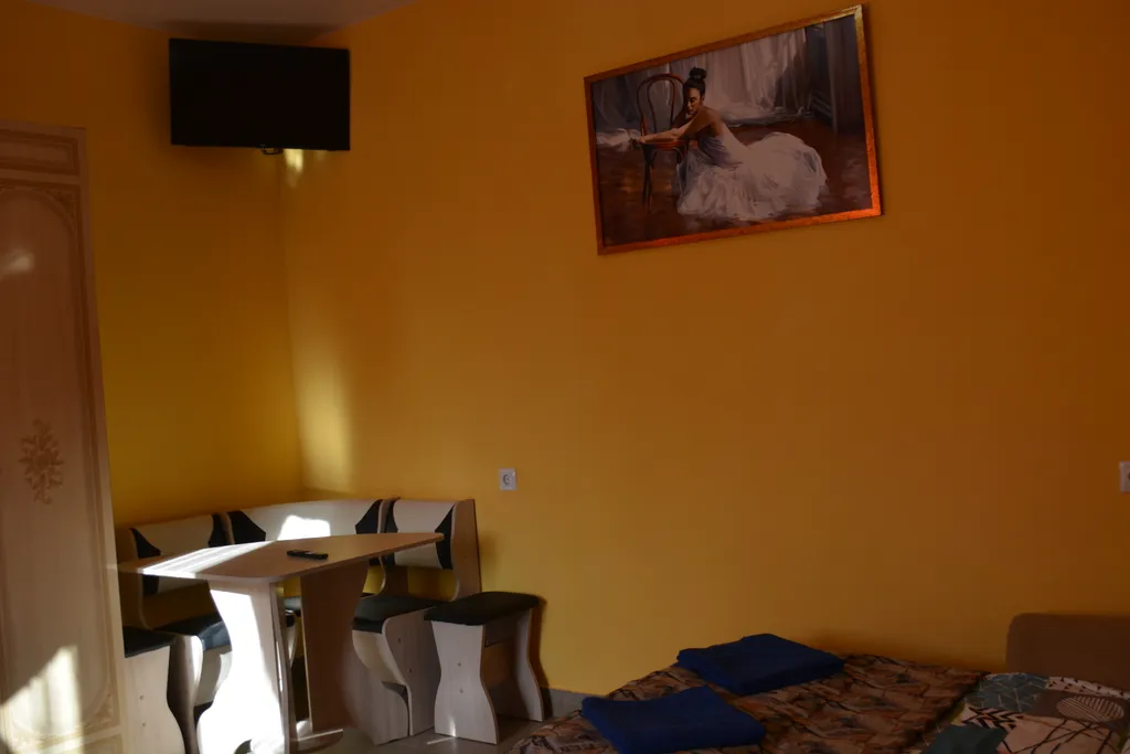 Апартаменты для троих с кухней