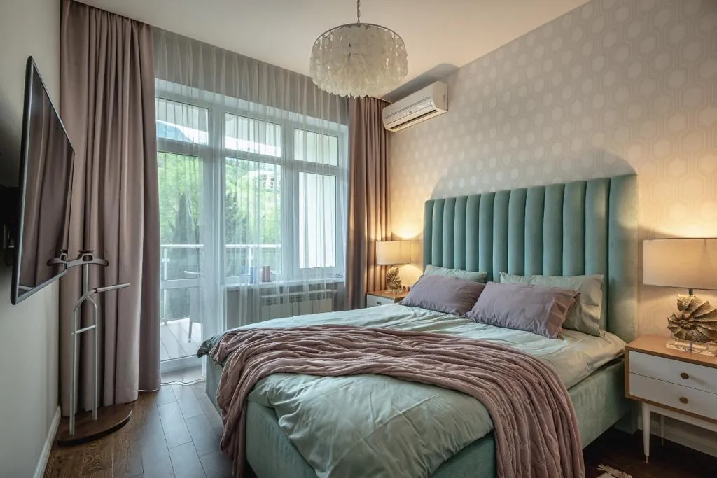 Квартира у моря с видом на горы, ЖК Пушкинский