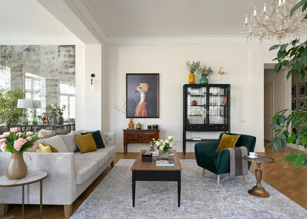 Апартаменты с видом на Невский