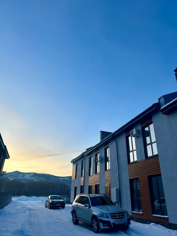 Квартира-студия с видом на горы