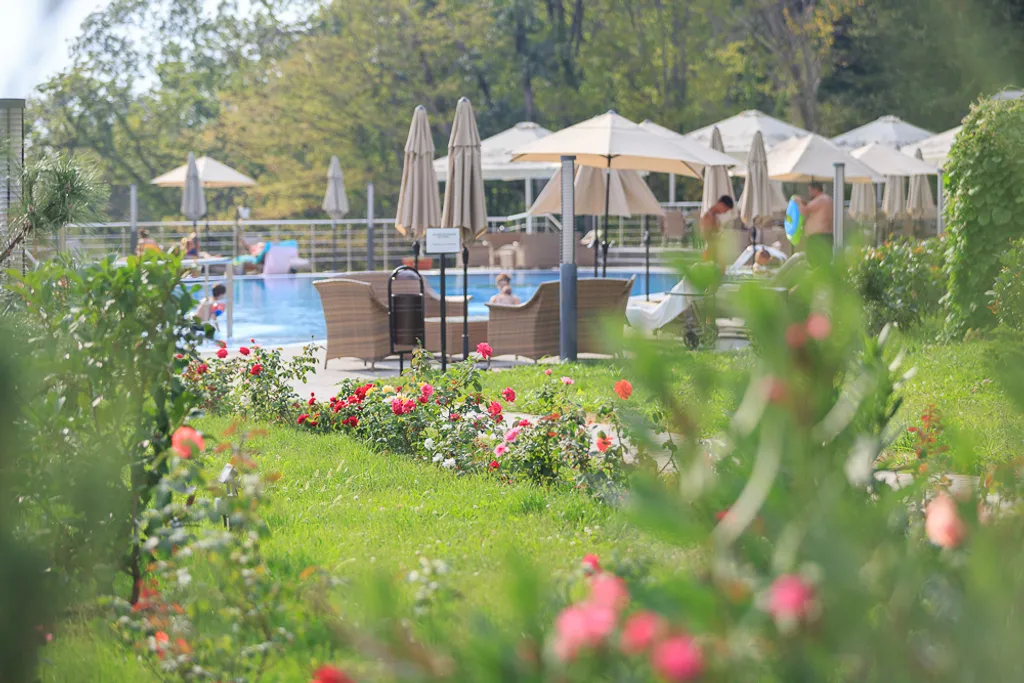 Квартира Стильный современный апартамент с видом на море — Мамайский Перевал