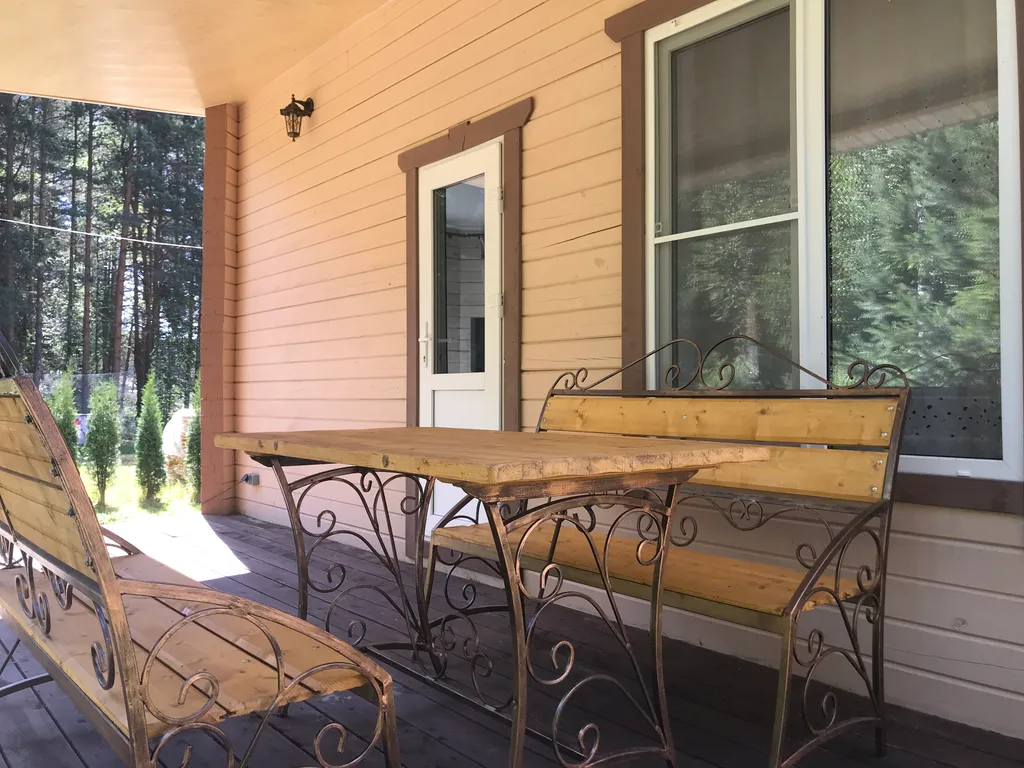 Дом синь-камень