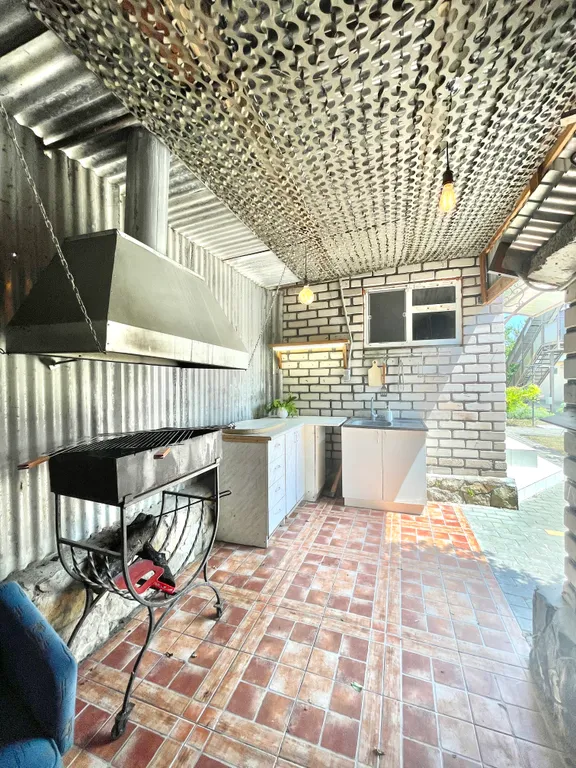 4-комнатный Дом