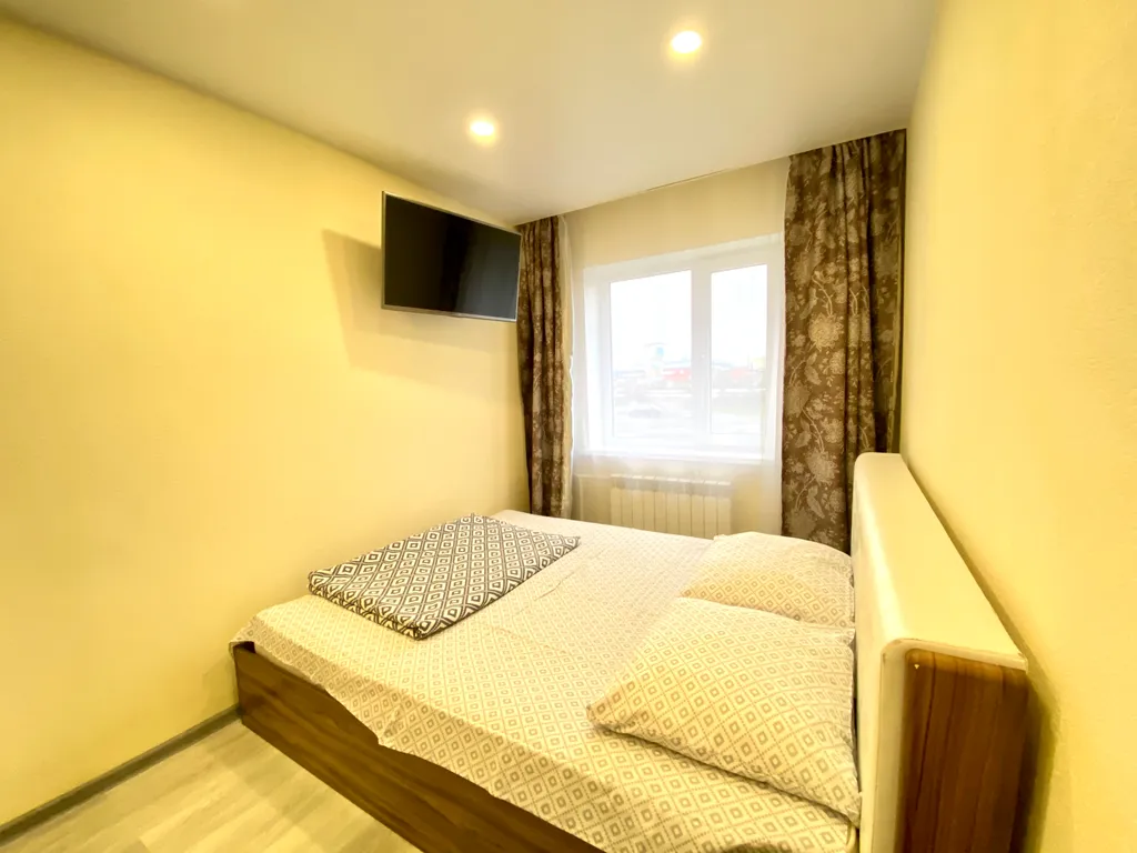 Апартаменты с 3 изолированными комнатами в центре, рядом Воркутауголь