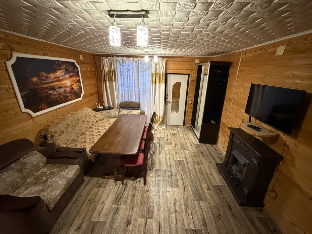 Домик с 3 спальнями на 6 человек