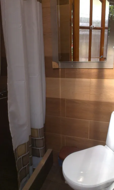 Уютный номер с двориком-беседкой