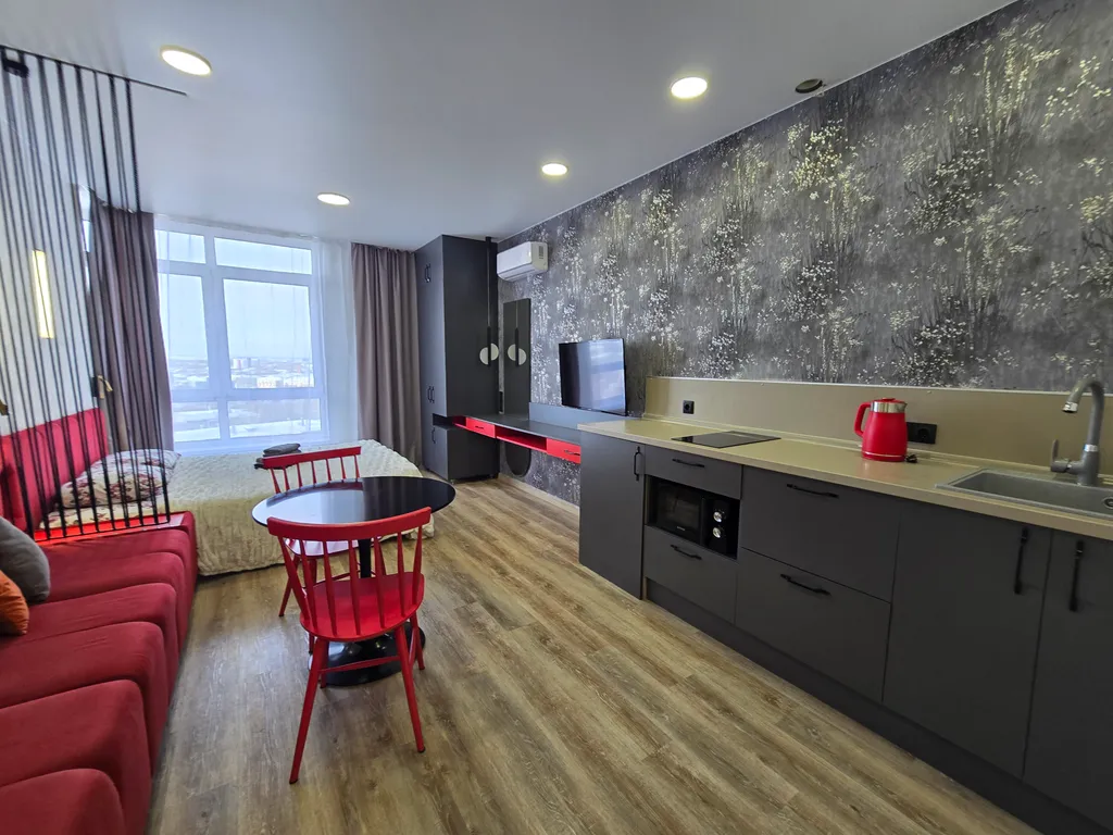 Возле парка Ангелов