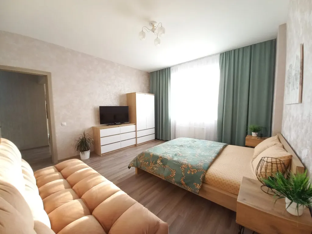 Квартира Уютная и вместительная квартира — Новосибирск