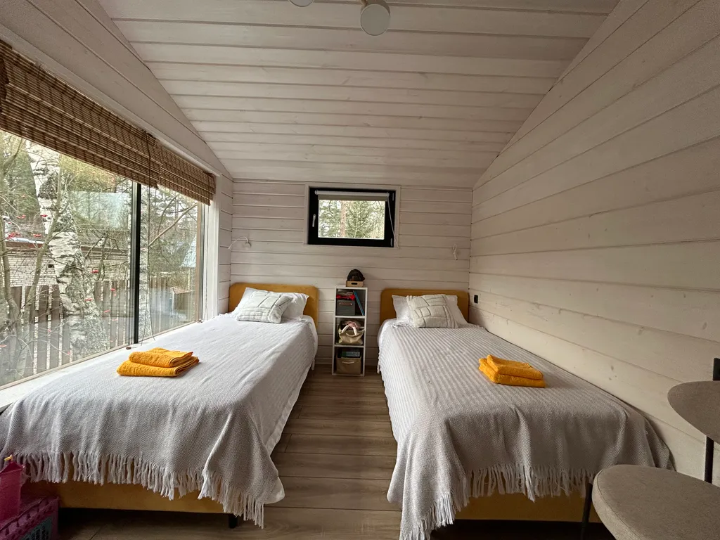 Коттедж Коттедж у озера с камином Сосновый Дом — Орехово