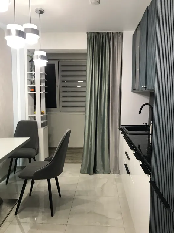 3-комнатная квартира около моря