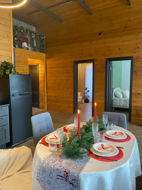 Современный барнхаус у леса рядом с городом