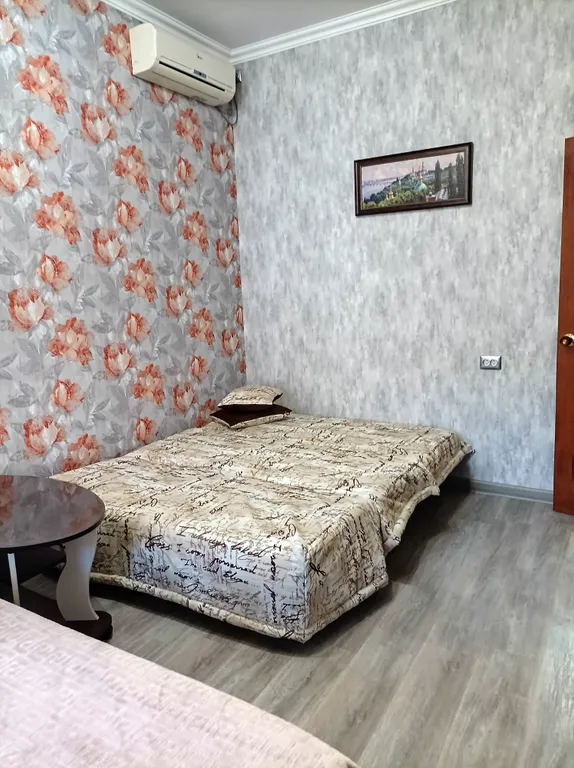 Квартира Уютная квартира с небольшой зеленой зоной отдыха — Евпатория