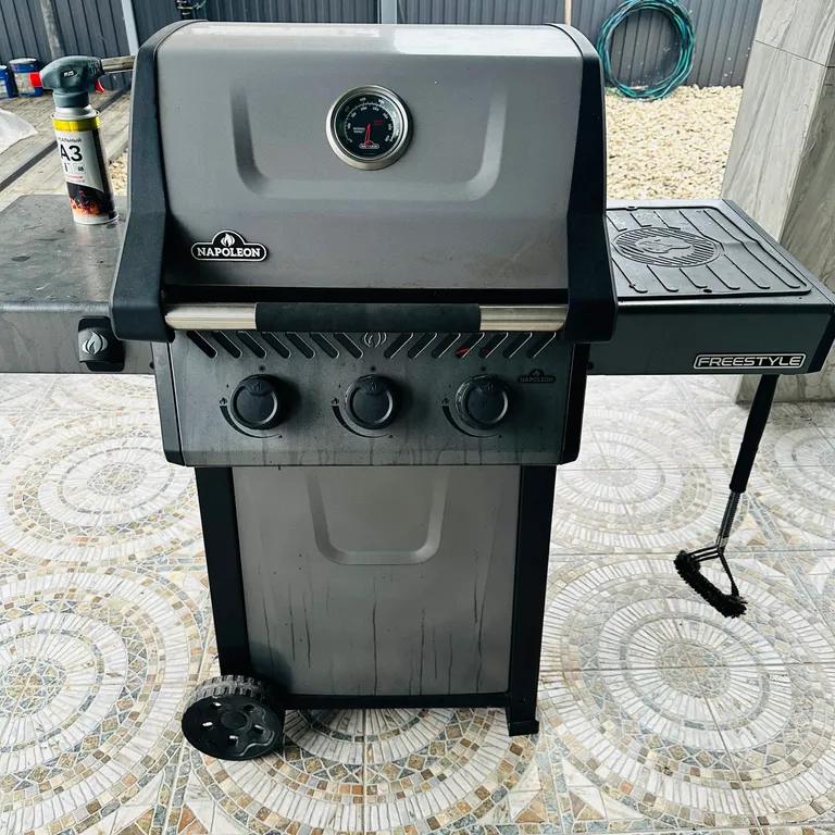 Новый стильный уютный коттедж вблизи от города