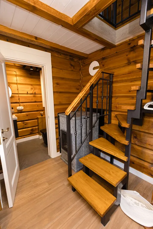 Коттедж Дом Избушка на берегу реки Свирь — Лодейное Поле