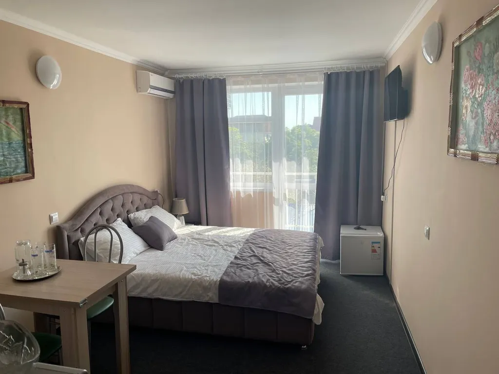 Уютный комфортабельный апартамент с балконо в 3 минутах пешком до моря