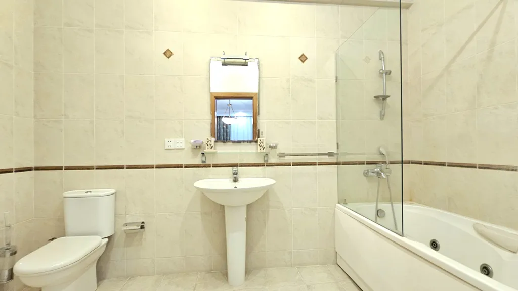 4-комнатная Квартира