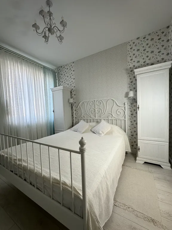 Уютный таунхаус с видом на лес