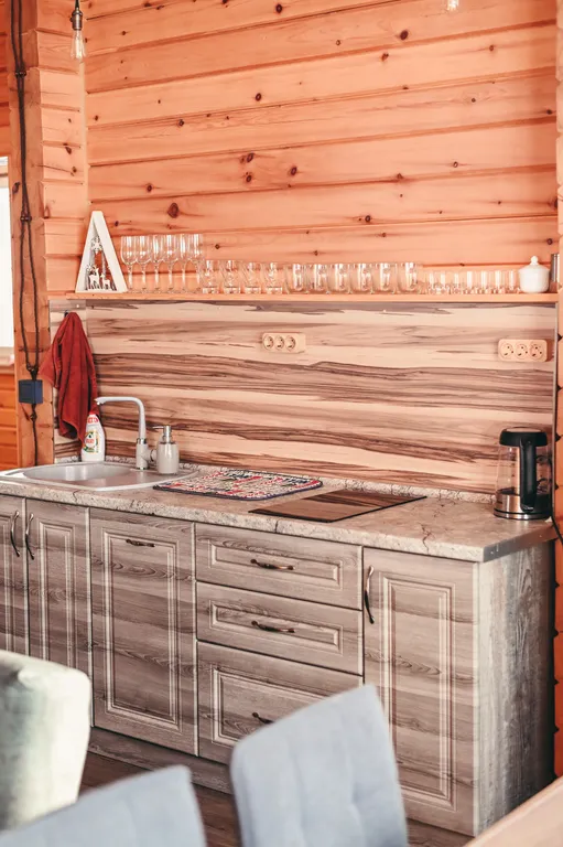 Частный дом рядом с горой