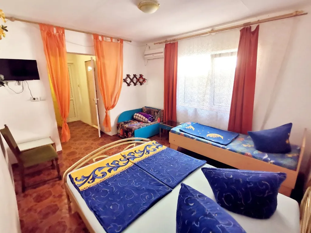 Квартира Комфорт на 4 с мини террасой — аренда посуточно в Оленевка