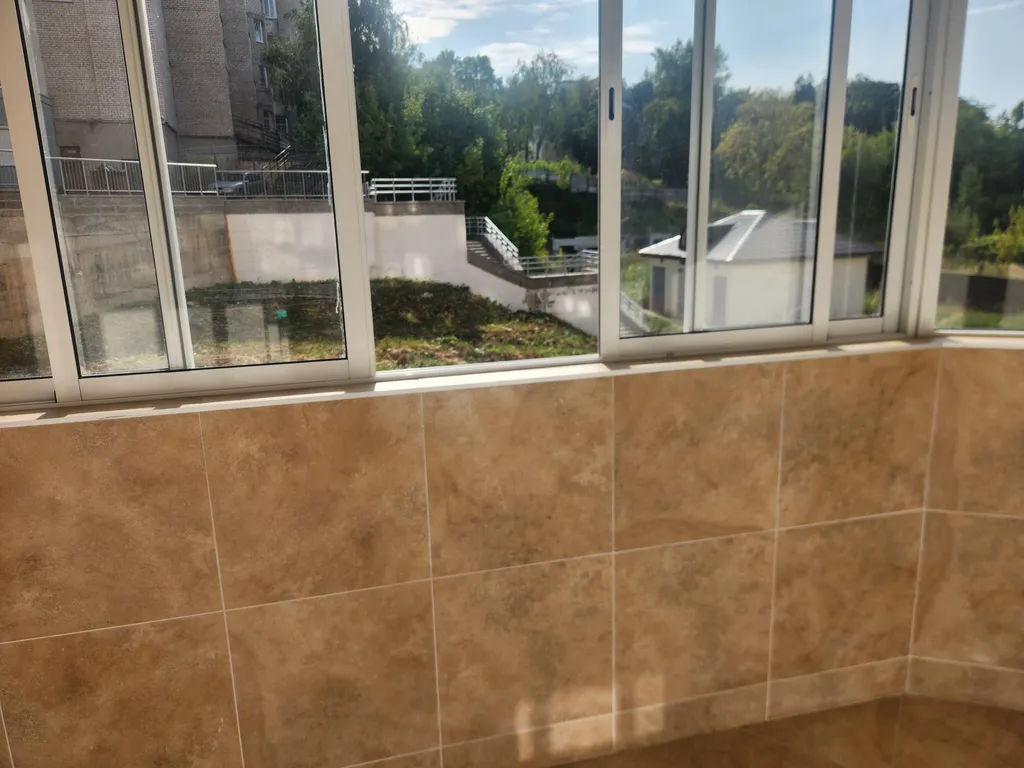 Уютная двухкомнатная квартира с евроремонтом в самом центре города