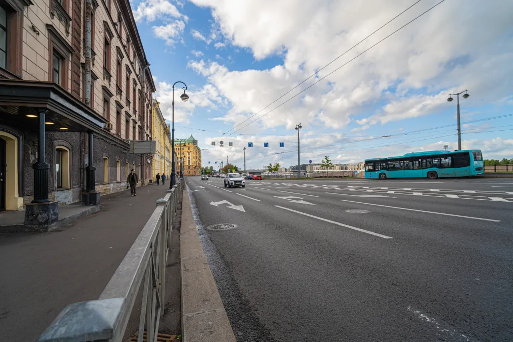 Квартира Квартира с великолепным видом на Неву — Санкт-Петербург