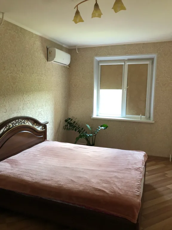 Уютная квартира в центре города с видом на реку и лес — аренда посуточно в Миасс