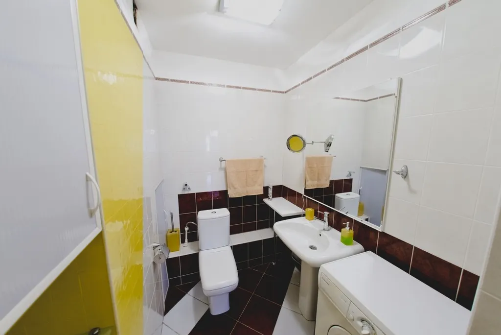 3-комнатная квартира в центре (рядом с ОГУ)